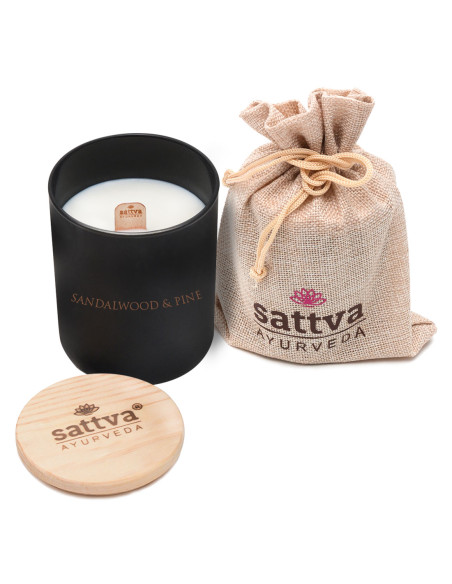 ŚWIECA SOJOWA DRZEWO SANDAŁOWE I SOSNA 200 ml - SATTVA (AYURVEDA)