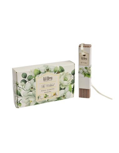 ZAWIESZKA ZAPACHOWA MYDLANA THE WHITEST (3 szt) 165 g - LA DIVA