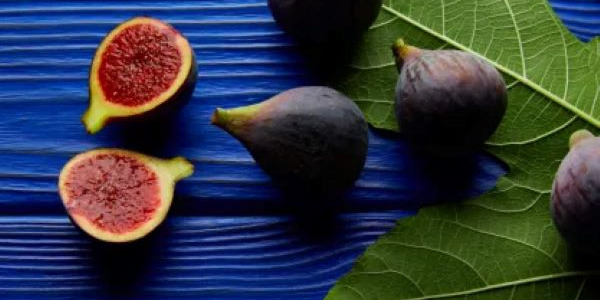 Słodycz i Zdrowie fig: Wszystko, co Musisz Wiedzieć o Figach Suszonych i Świeżych